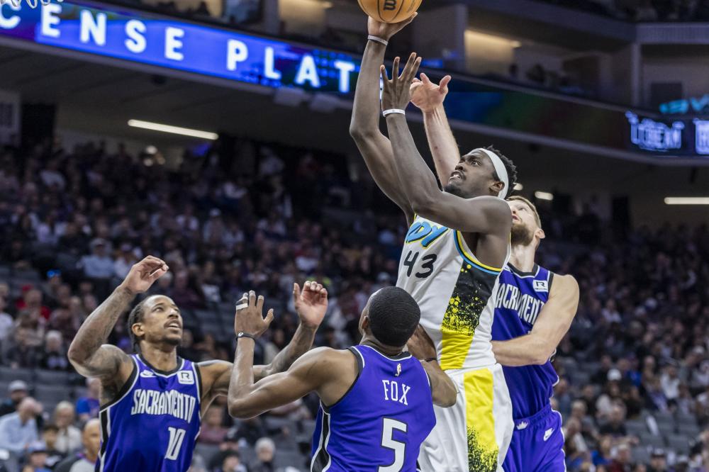 而我们的目 而我们的目